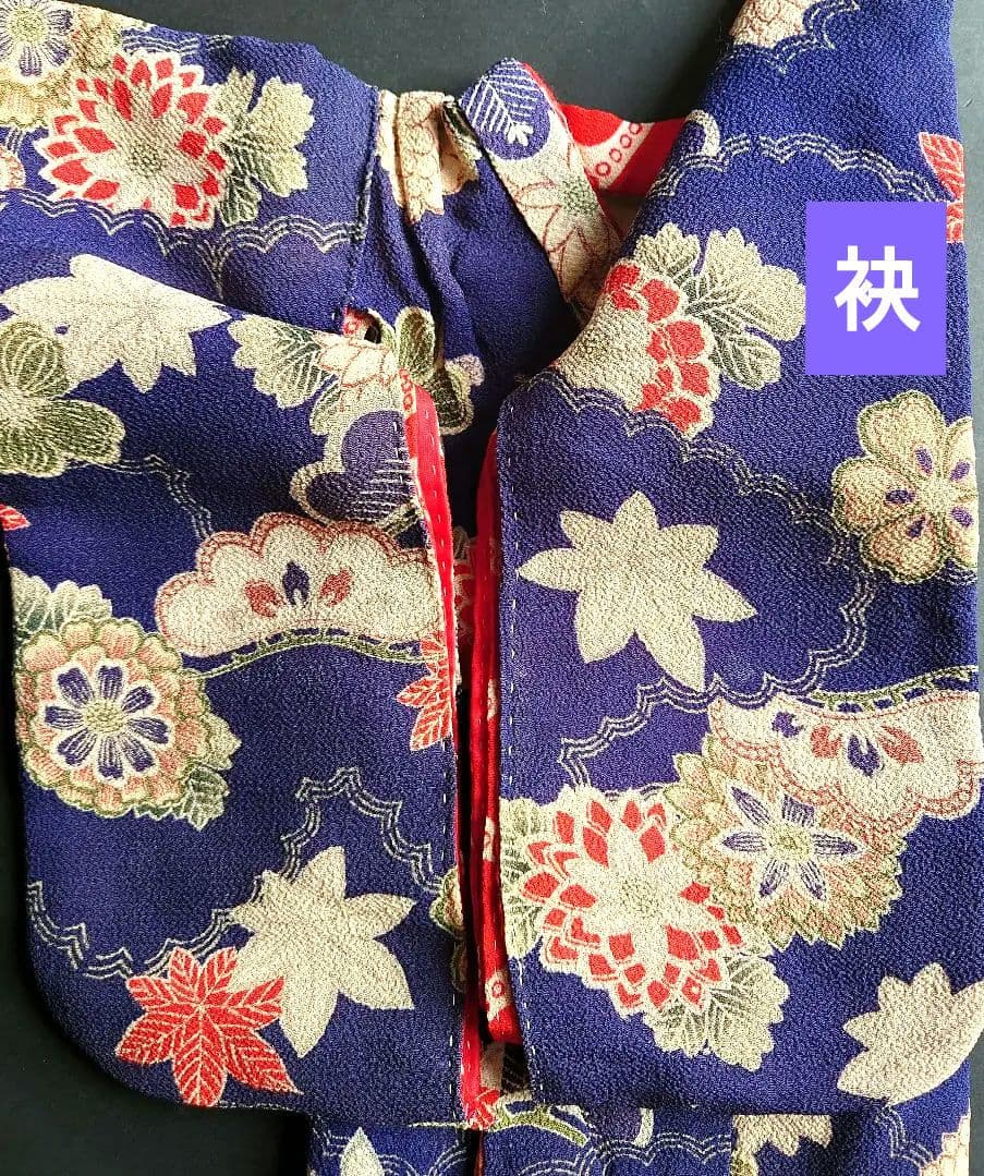 アンティーク　市松人形の着物　大正期の縮緬　袷　比翼付き　袂二枚本仕立て