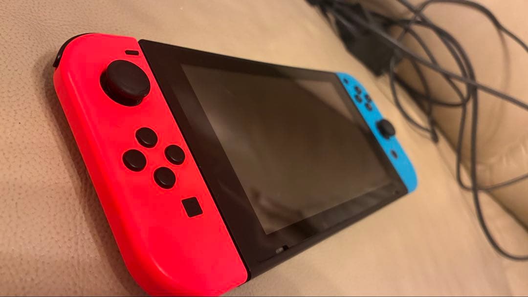 ソフト付き！Nintendo Switch 本体