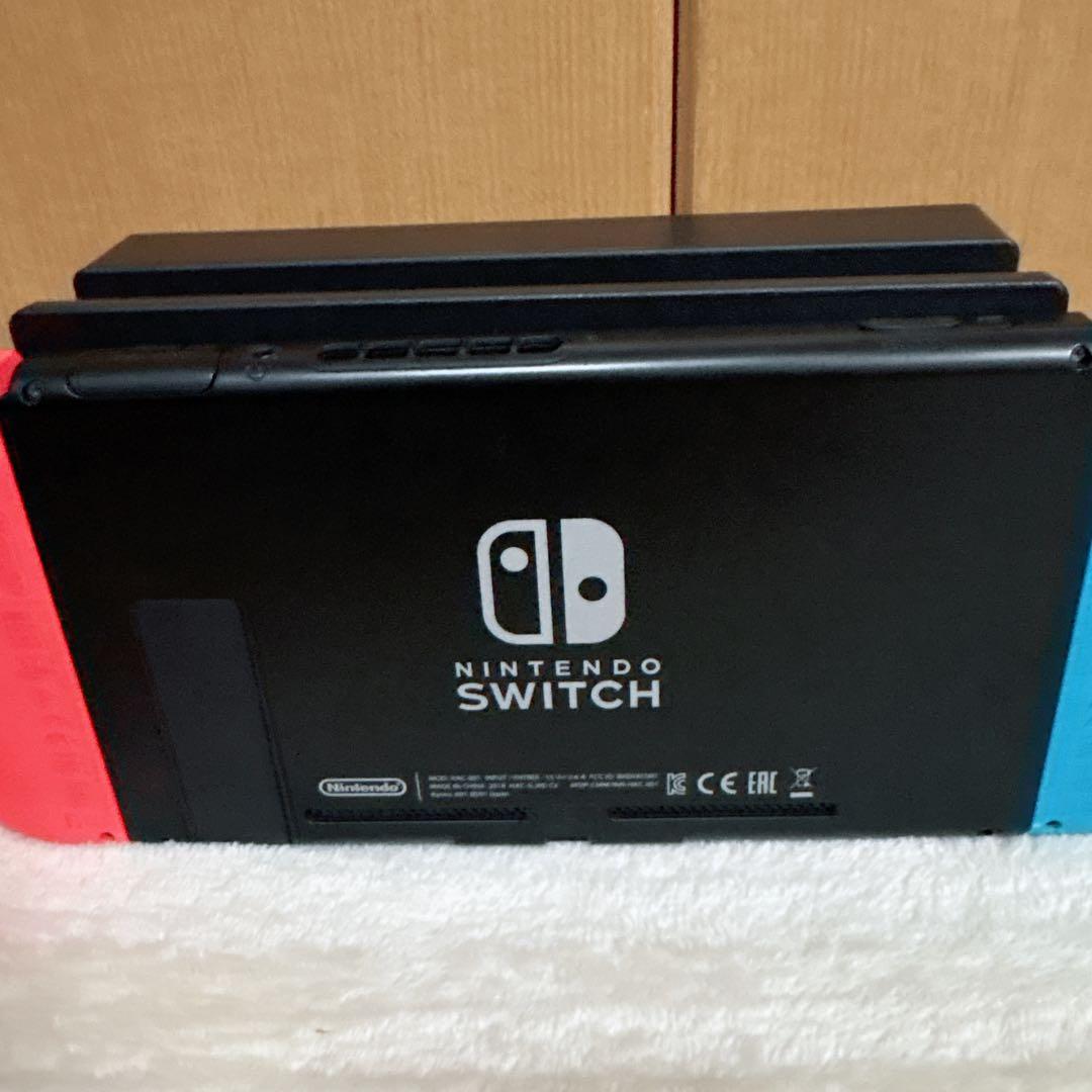 Nintendo Switch 本体　ネオンブルー／ネオンレッド