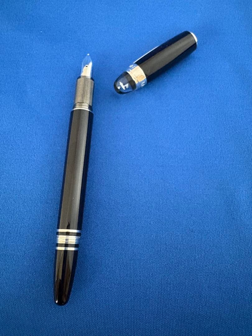 MONT BLANC 万年筆 黒 ペン先14K 585専用ケース付き