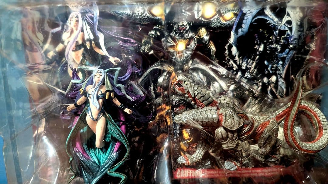 海外版？　ファイナルファンタジークリーチャーズ 2×3の6体セット