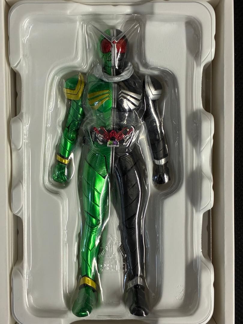 S.H.Figuarts（真骨彫製法） 仮面ライダーW サイクロンスカル