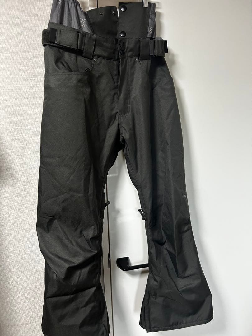 (早い者勝ち!)YELJAM スノーボードボトム　サイズL