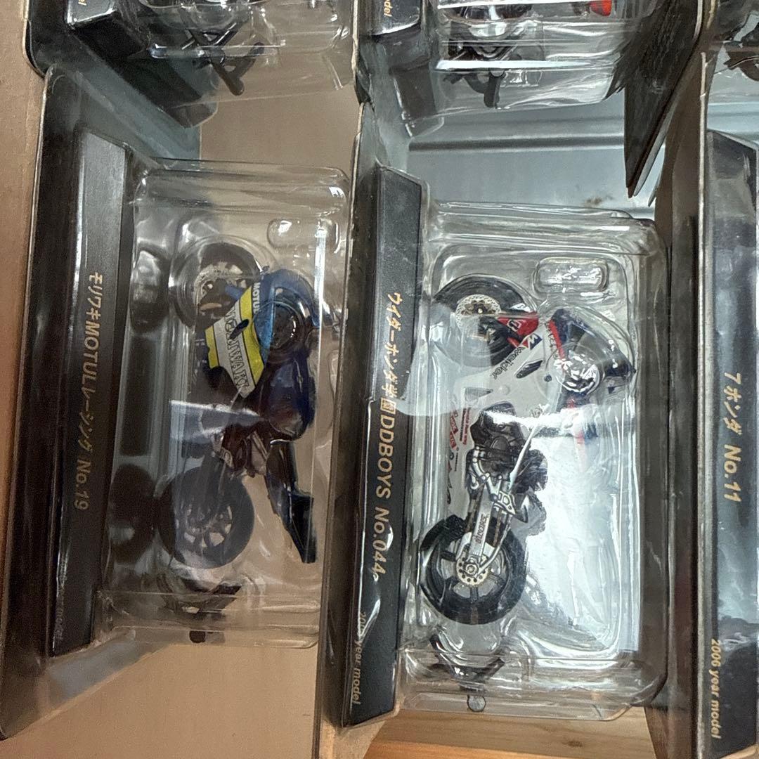 京商　2006鈴鹿8時間耐久ロードレースマシンシリーズ　1／32スケール