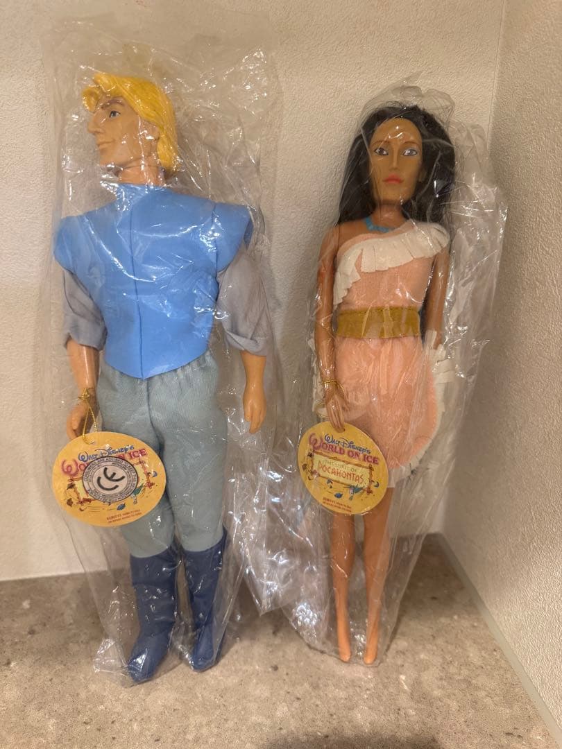 【美品】Disney⭐︎ポカホンタス＆ジョン・スミス フィギュアセット