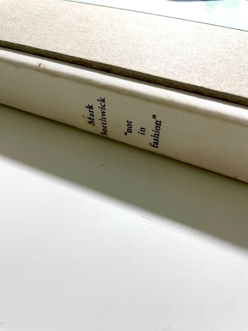 アート・デザイン・音楽 Mark Borthwick: not in fashion