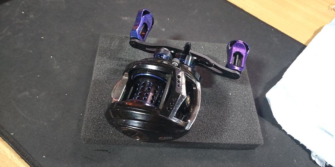 Abu Garcia Revo Deez 6-Lベイトリール軽量化146g