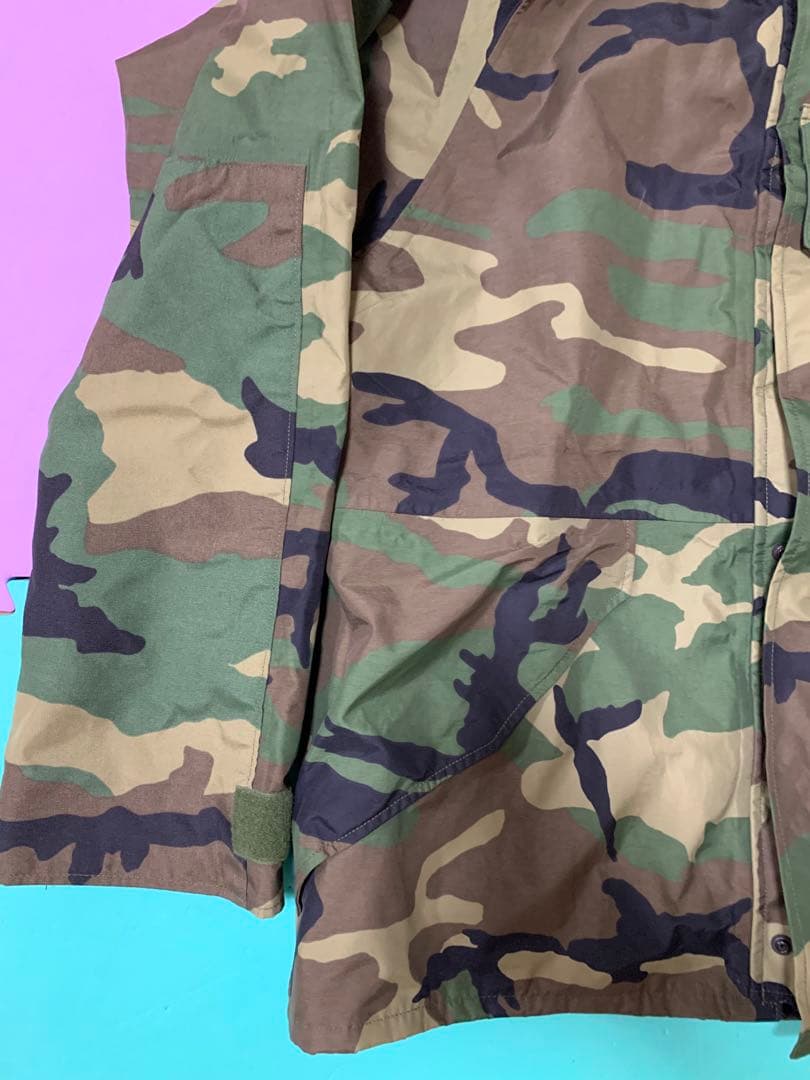 は*け様 ECWCS ゴアテックス ウッドランドカモsize L-R