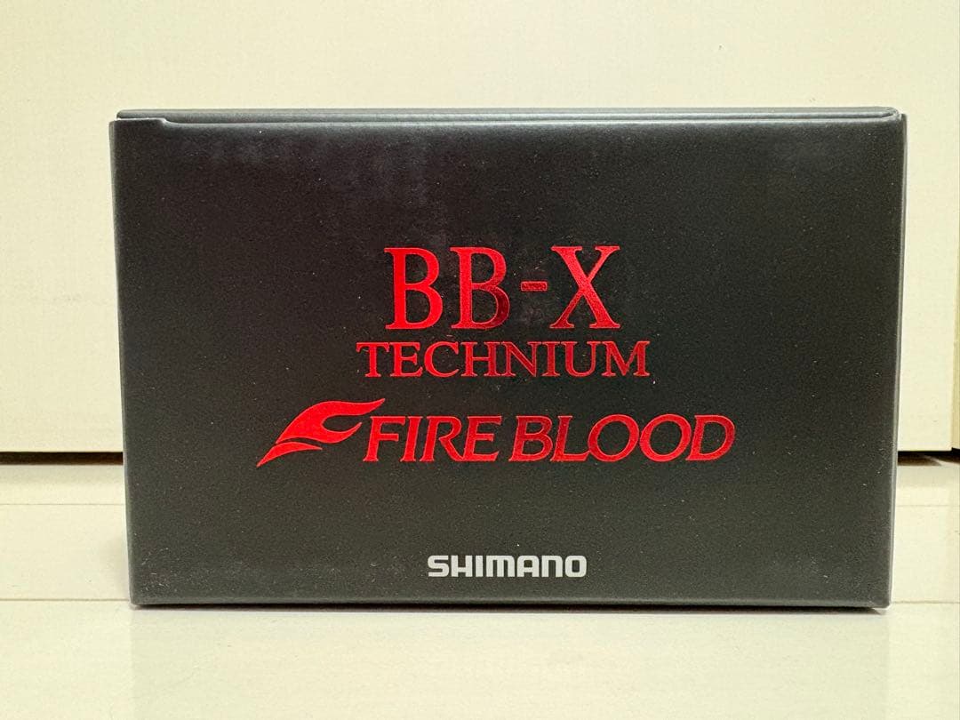 新品　シマノ 24 BB‑XテクニウムFB C3000DXG SR 右巻きリール