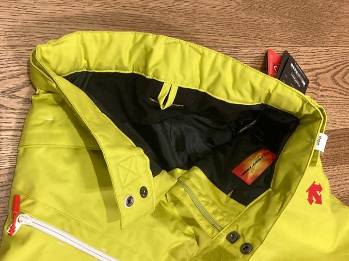 タグ付き新品　デザント　スノーウェア　スキー　スノーボード ズボン