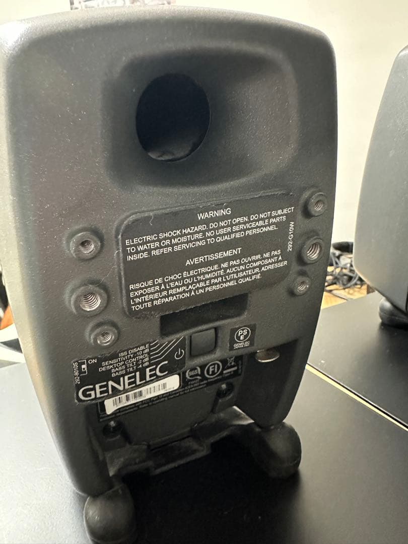 GENELEC 8010a スタジオモニタースピーカー ペア