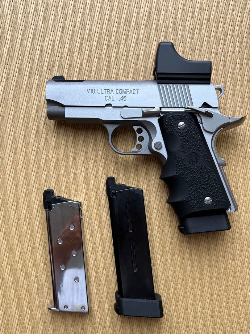 東京マルイV10ウルトラコンパクト