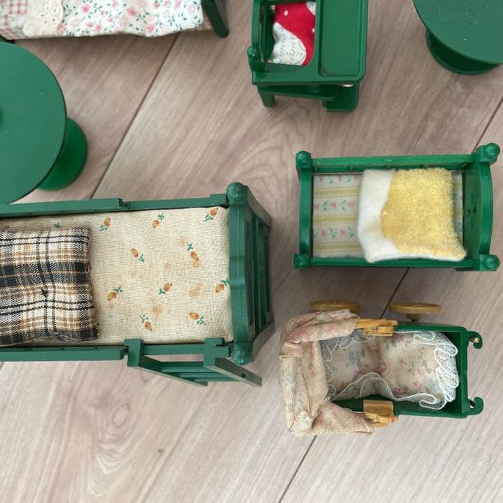 シルバニア　赤い屋根の大きなお家　キャンディワゴンといろいろセット