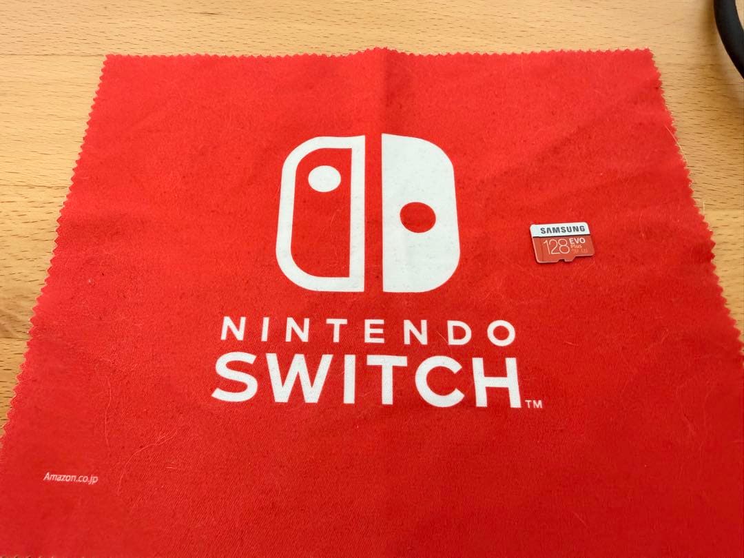 Nintendo Switch 本体 周辺機器、プロコン、microsd 付属