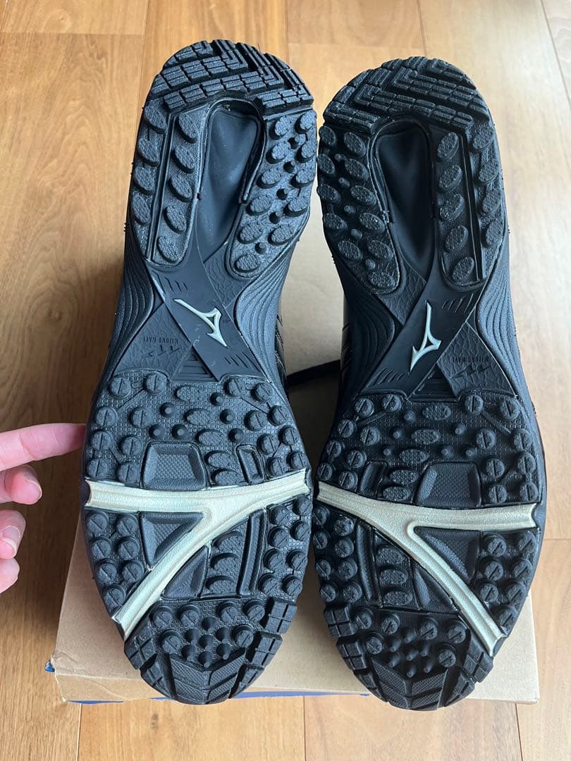 新品27㎝　ミズノプロ　トレーニングシューズ