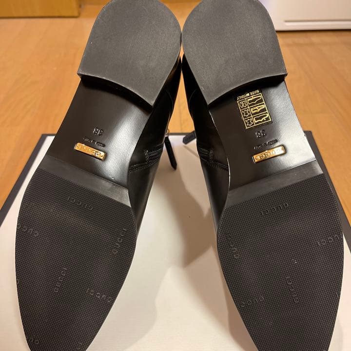 GUCCI ショートブーツ