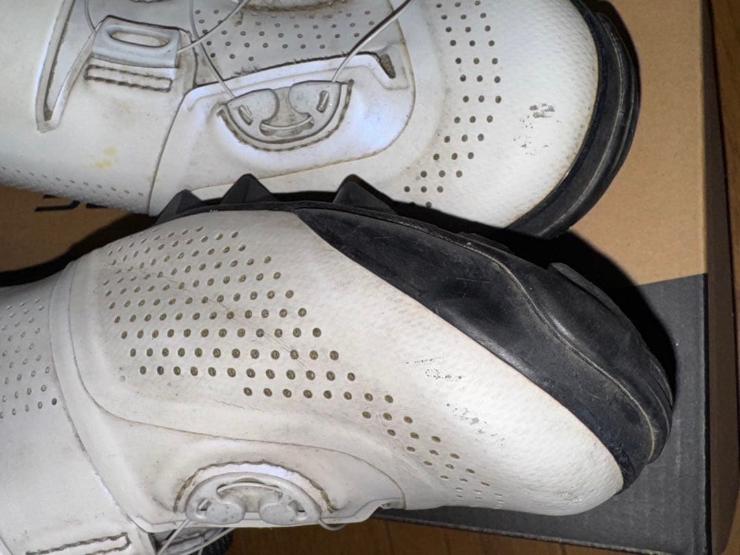 Shimano ビンディングシューズXC9（SH-XC902）ホワイト　42.5