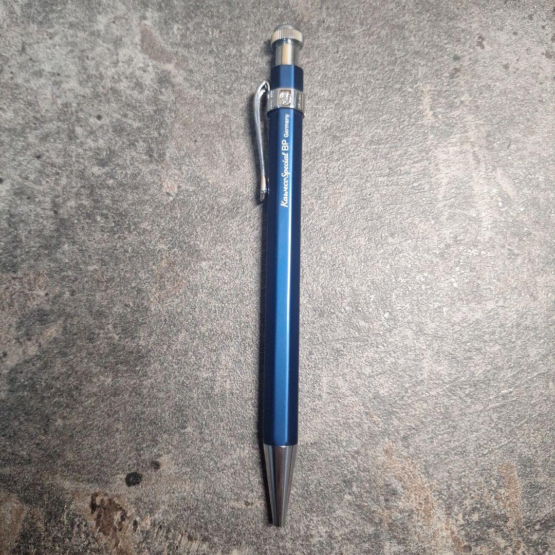 カヴェコスペシャル　限定ブルー　ボールペン　クリップ付き