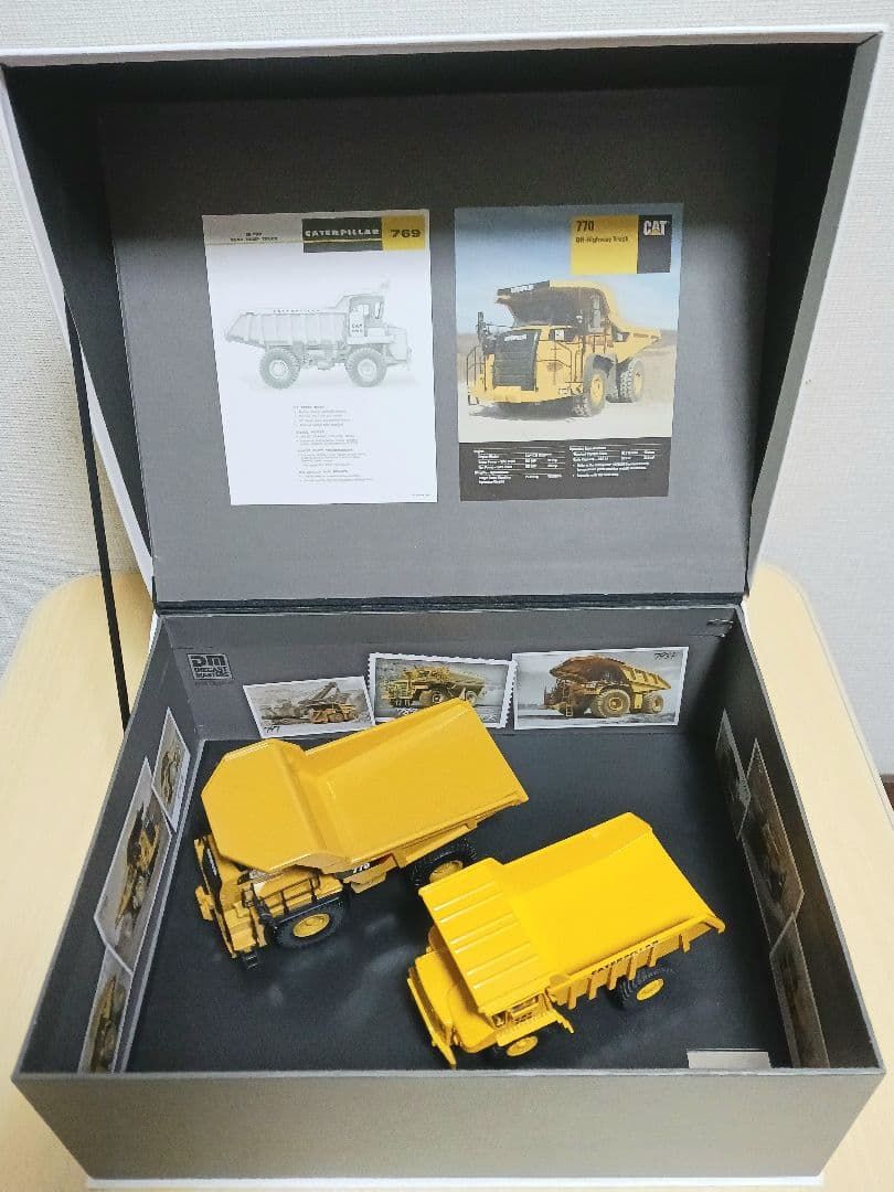 希少 ダイキャストマスター CAT 769&770 オフハイウェイトラック
