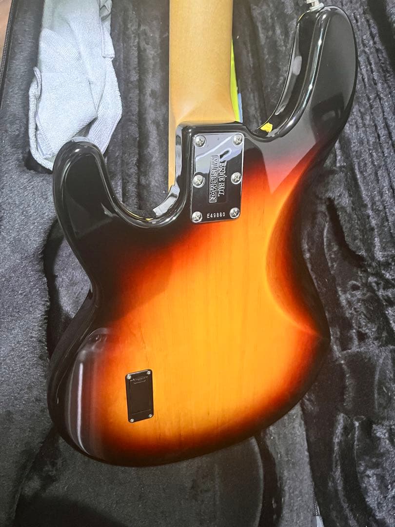 Music Man StingRay 4 Vintage Sunburst 美品