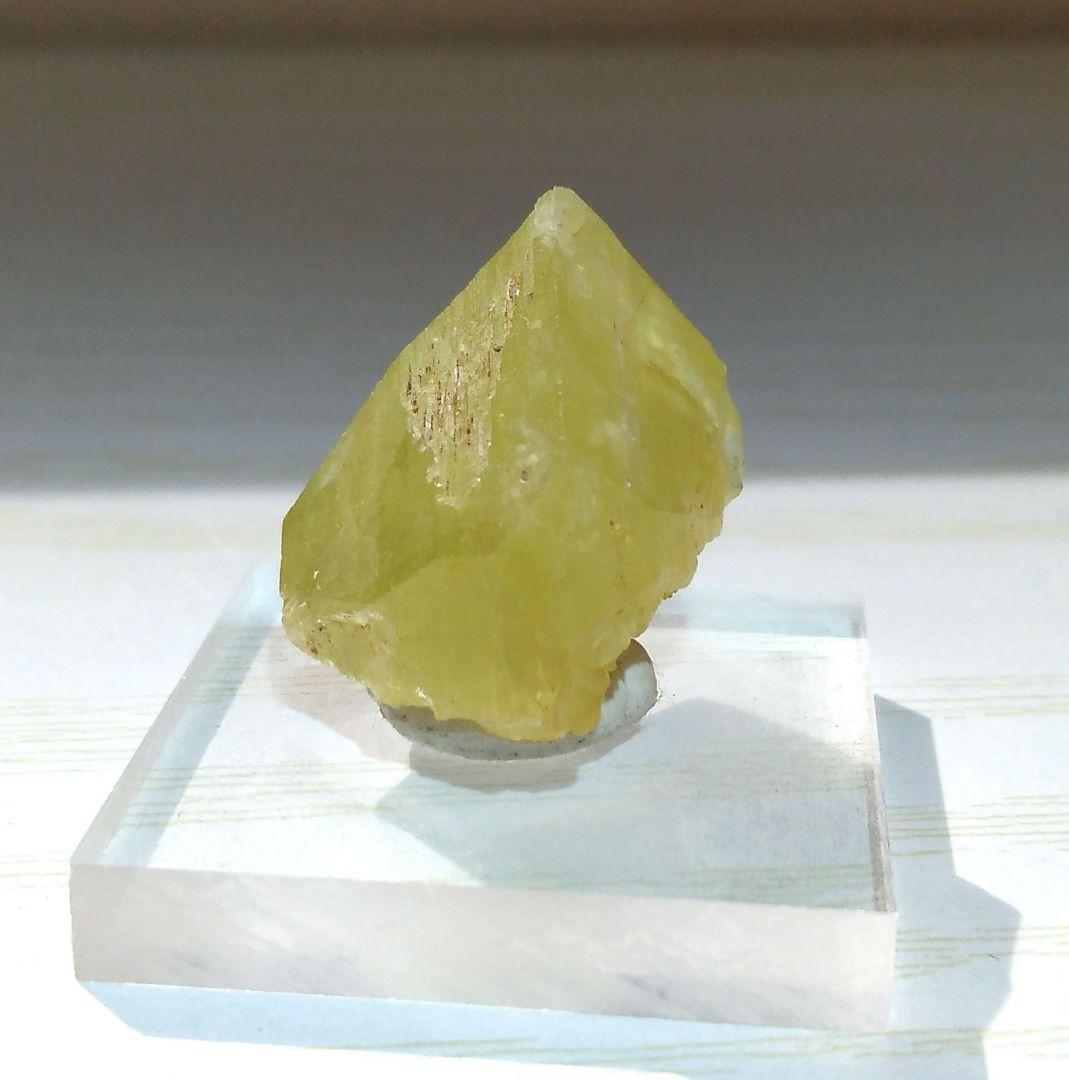 ブラジリアナイト　希少宝石鉱物標本