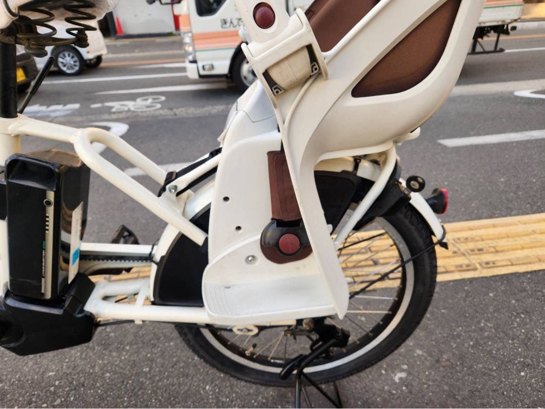 中古24/20㌅ブリヂストン電動アシスト自転車　ベルト式　B400 大阪