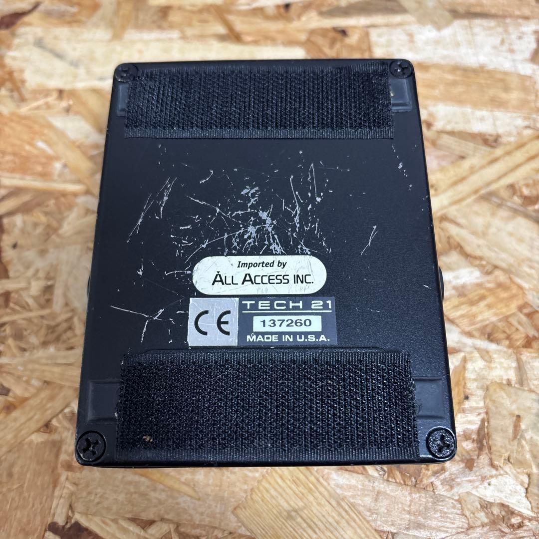 Tech 21 SansAmp GT2 ギターエフェクター