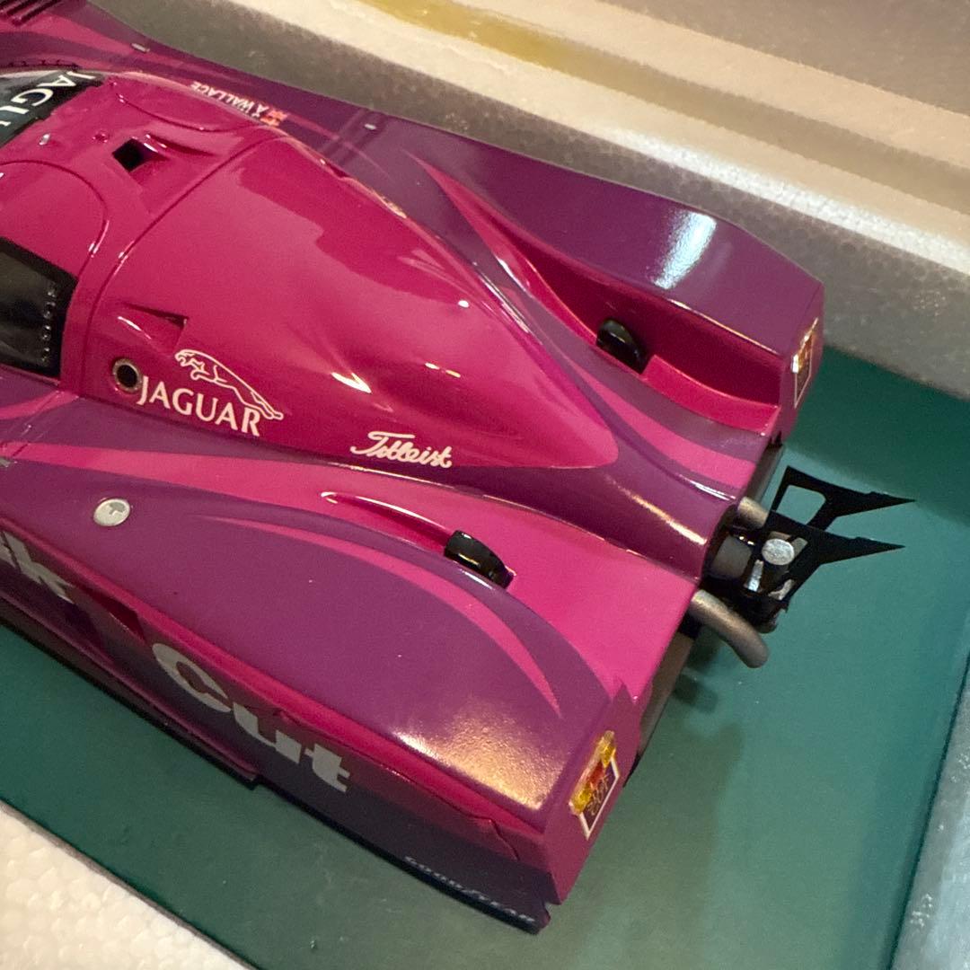 Auto Barn Jaguar XJR 12-91-1 Silk Cut 紫
