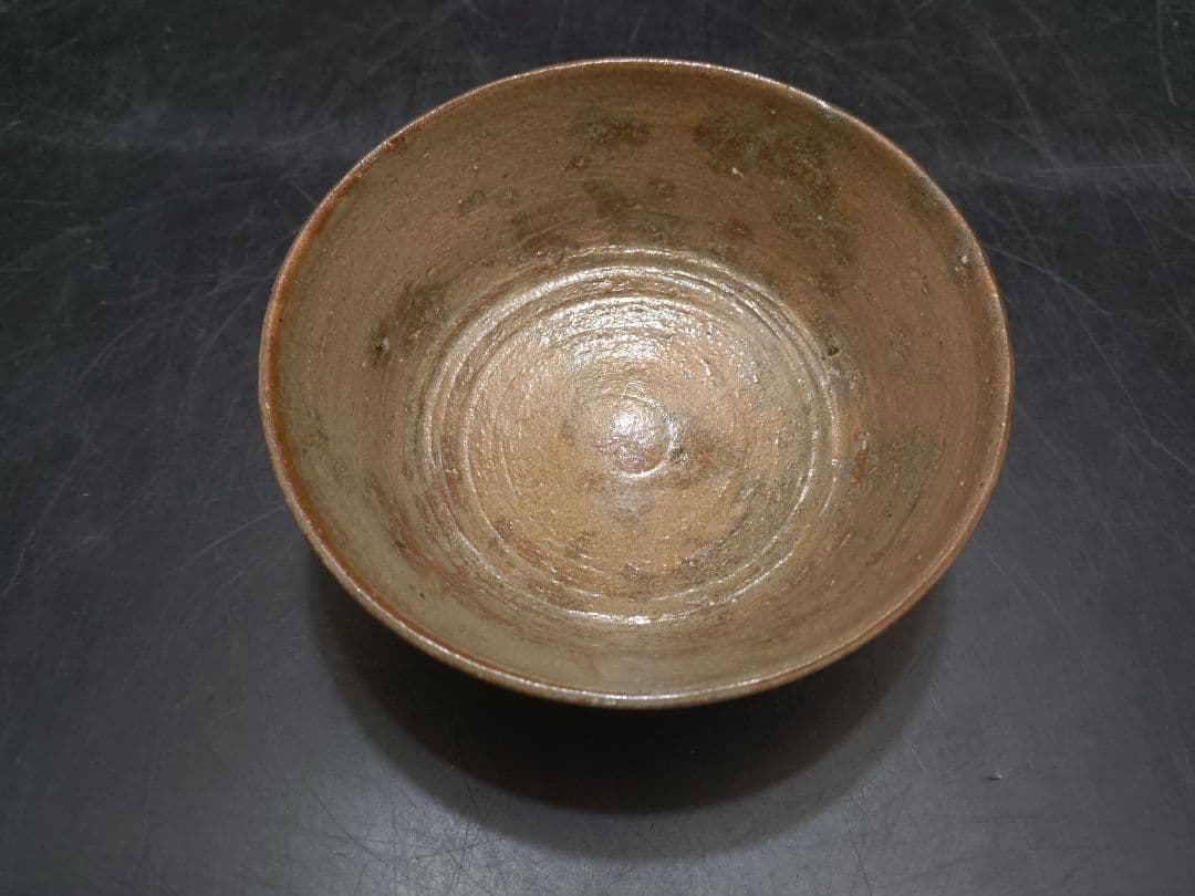 抜群のアガリ!!森田十雨造斗々屋茶碗共箱　 表千家14代家元而妙斎書付銘松の雫