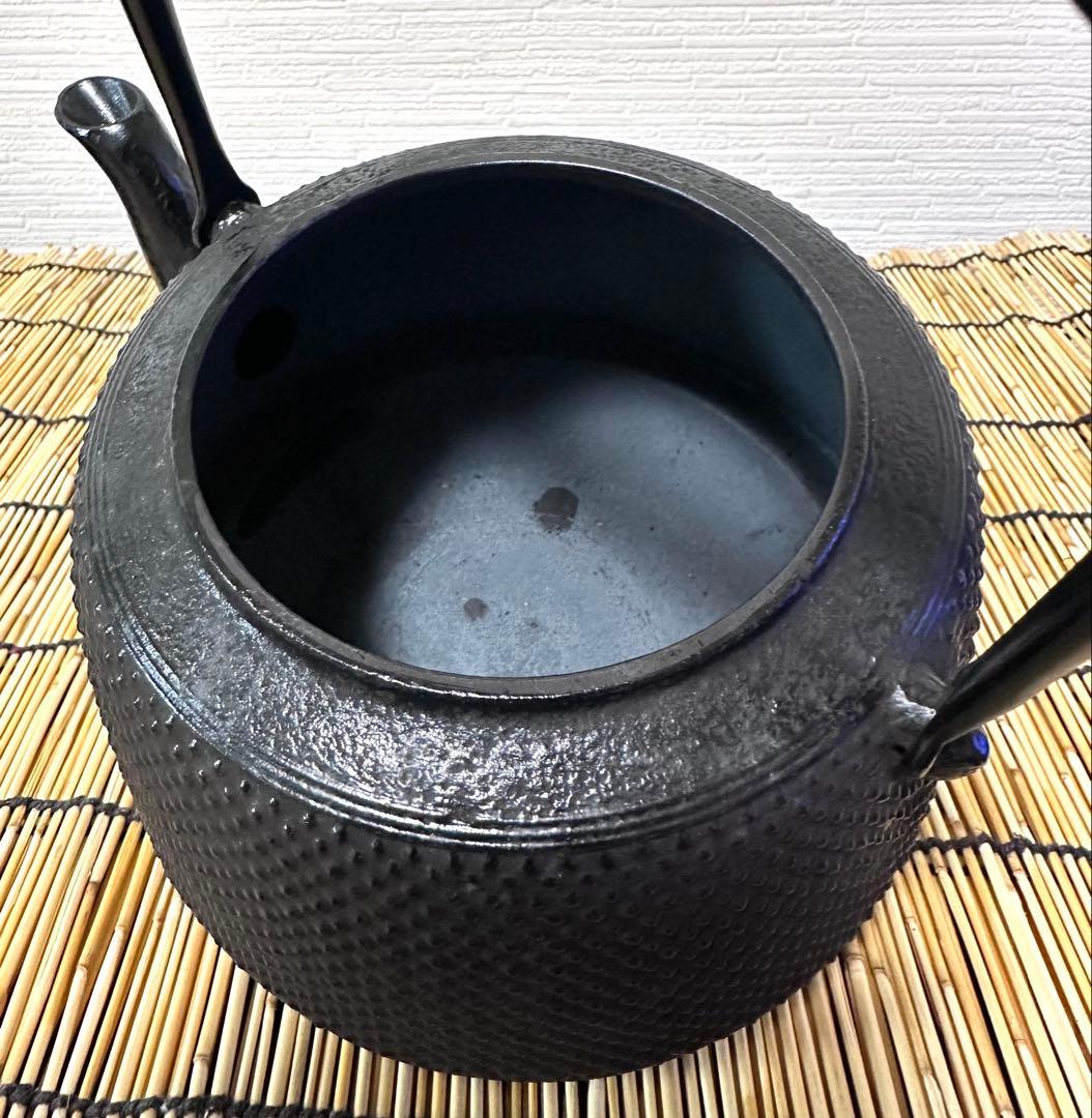 未使用品　工房和秋 金野 和秋作 １５型九重アラレ　南部鉄瓶　南部鉄器　鉄瓶