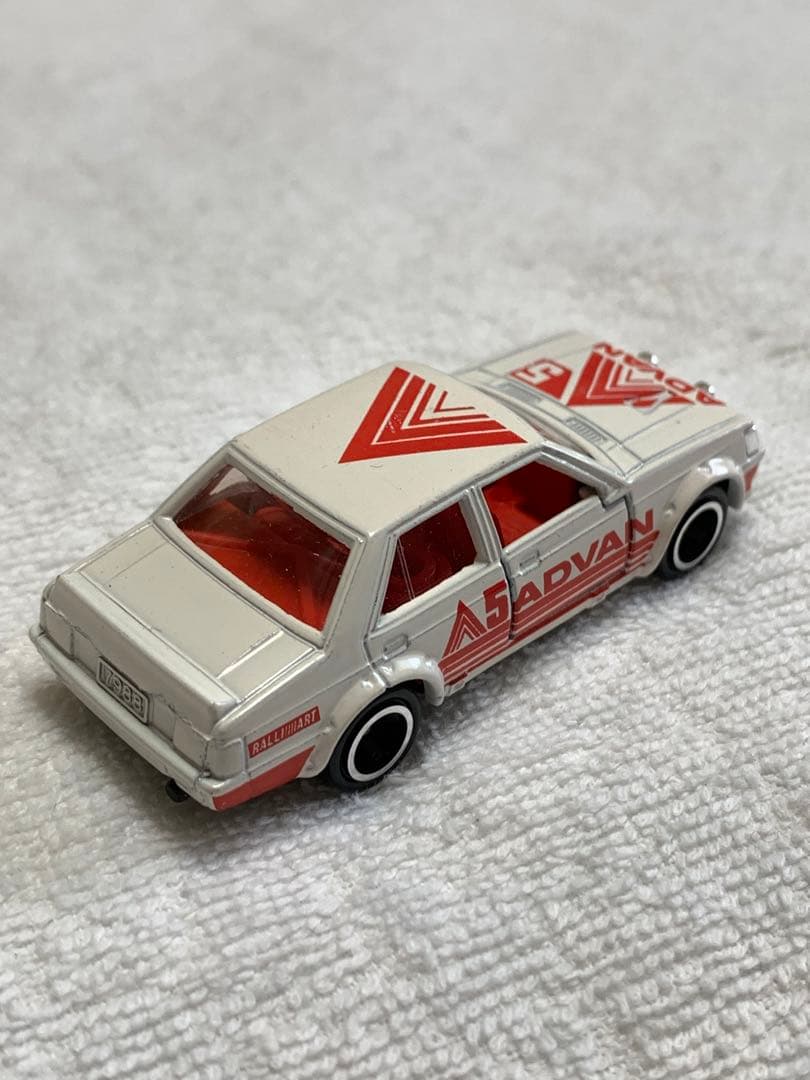 トミカ 三菱ランサー ターボ【黒箱・日本製】