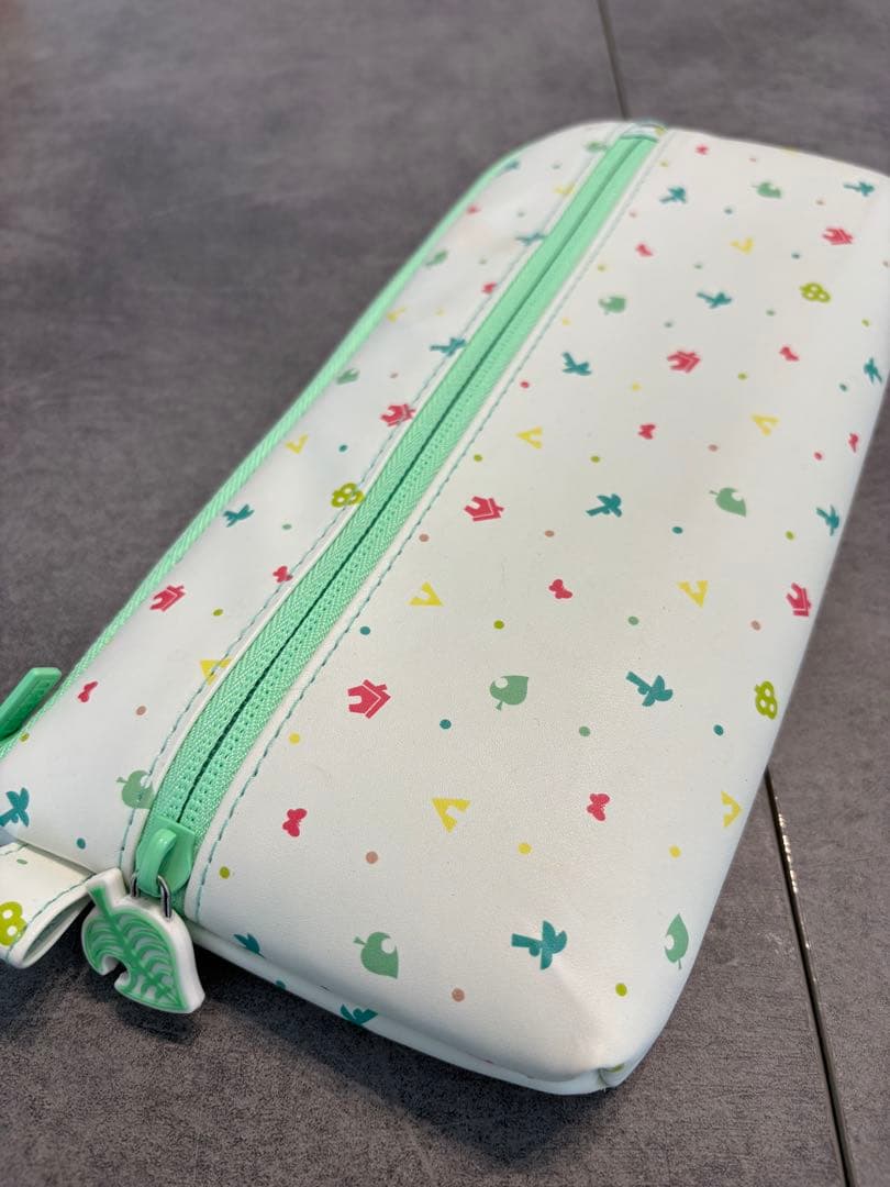 Nintendo switch ネオンブルー　ネオンレッド　本体