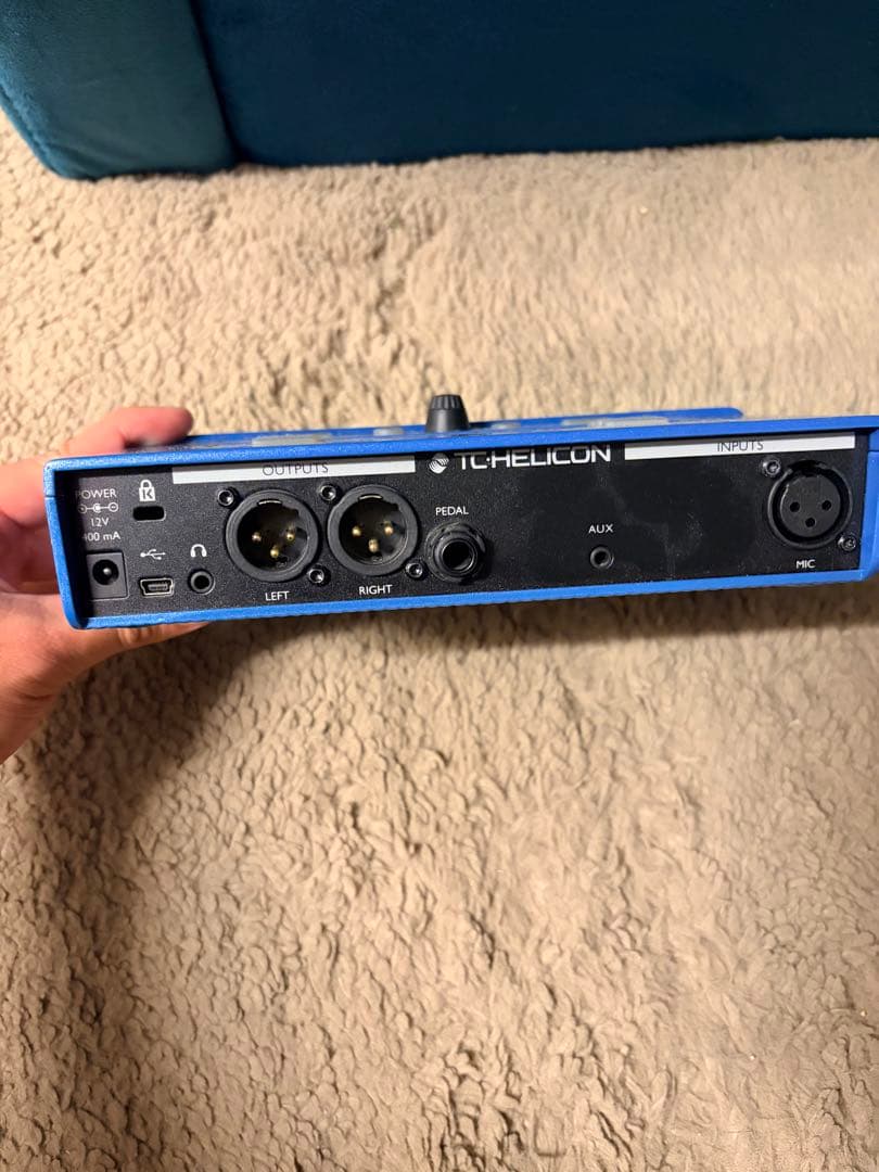 配信機器・PA機器・レコーディング機器 TC HELICON VOICE LIVE play