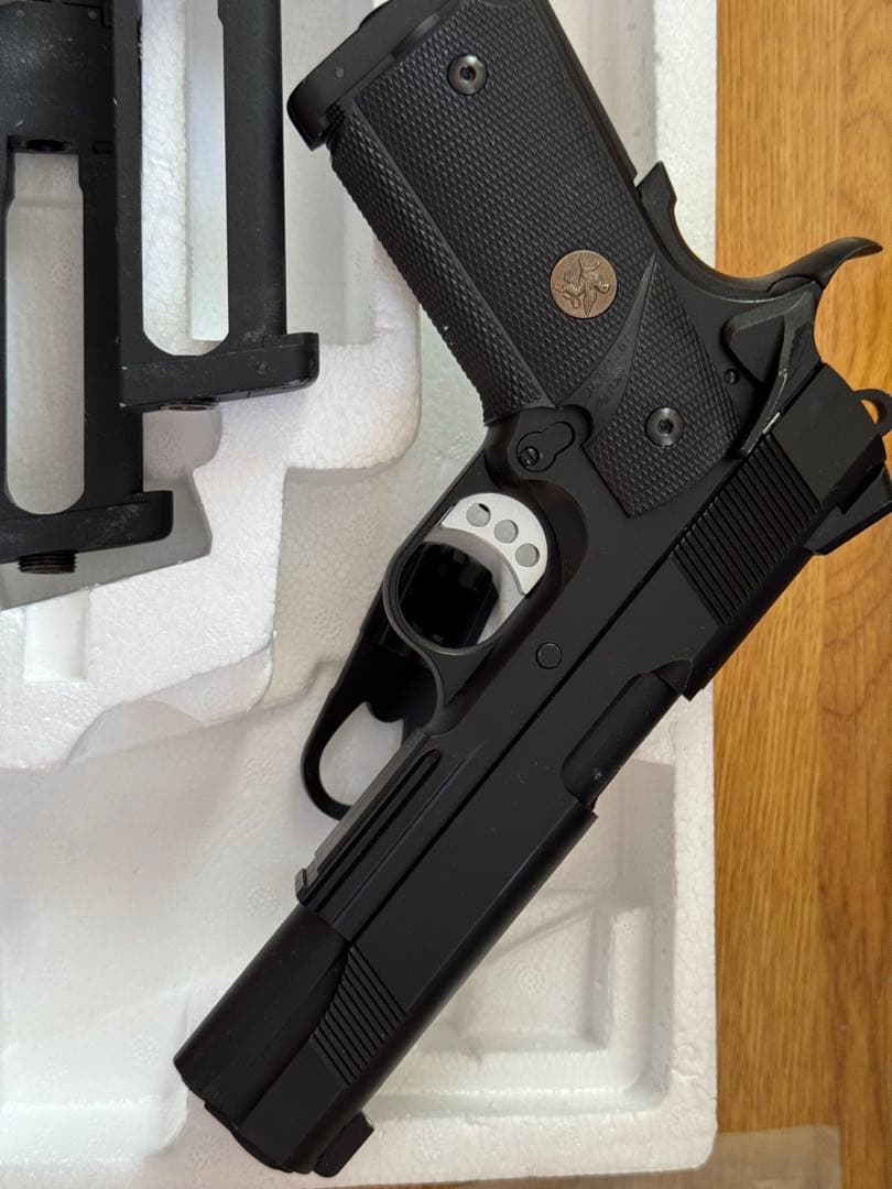 美品 カーボネイト Carbon8 M45 CQP CO2 ガスガン　国内正規品