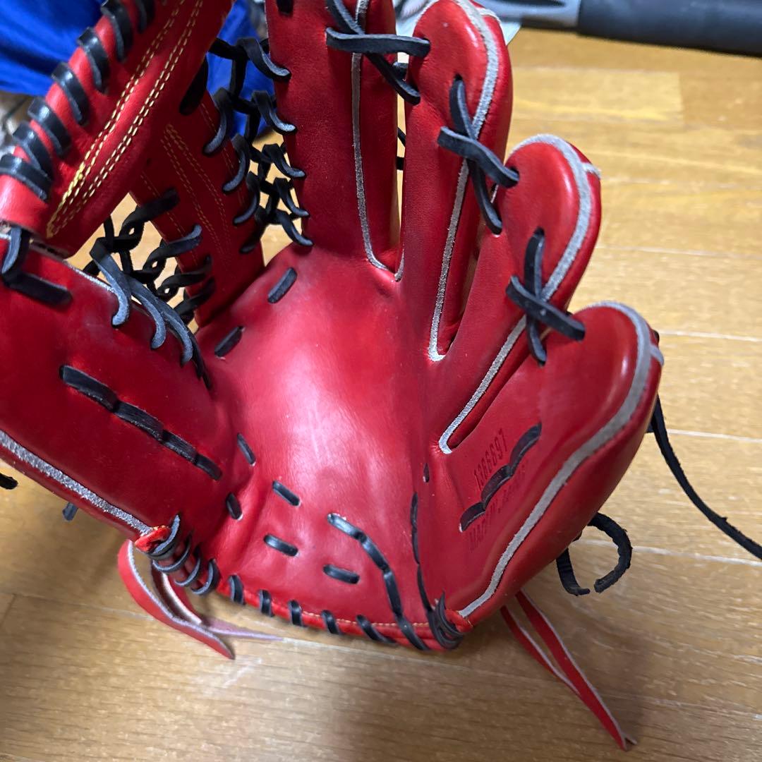 アンダーアーマー　Under Armour 硬式グローブ レッド　クロ紐