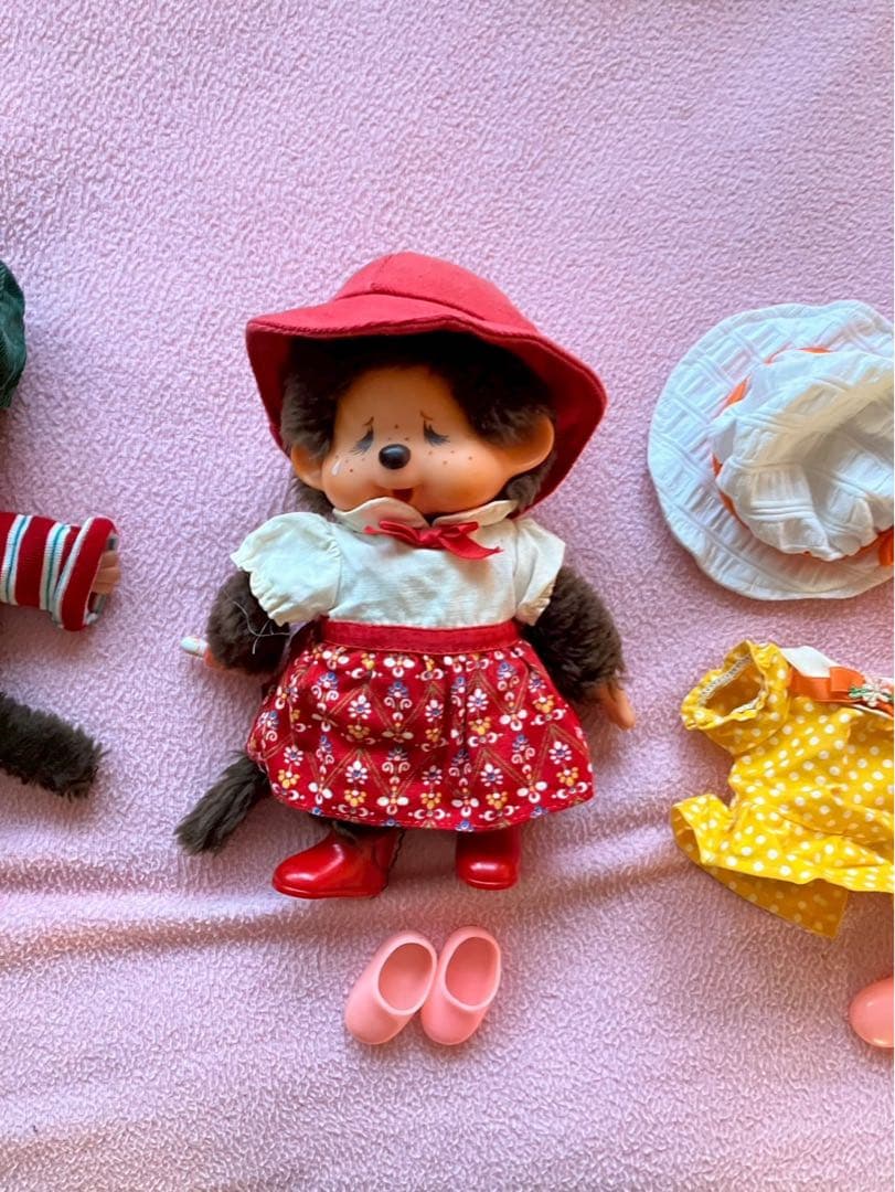 ぬいぐるみ 赤いスカートと帽子　昭和レトロモンチッチ④ お着替え付き