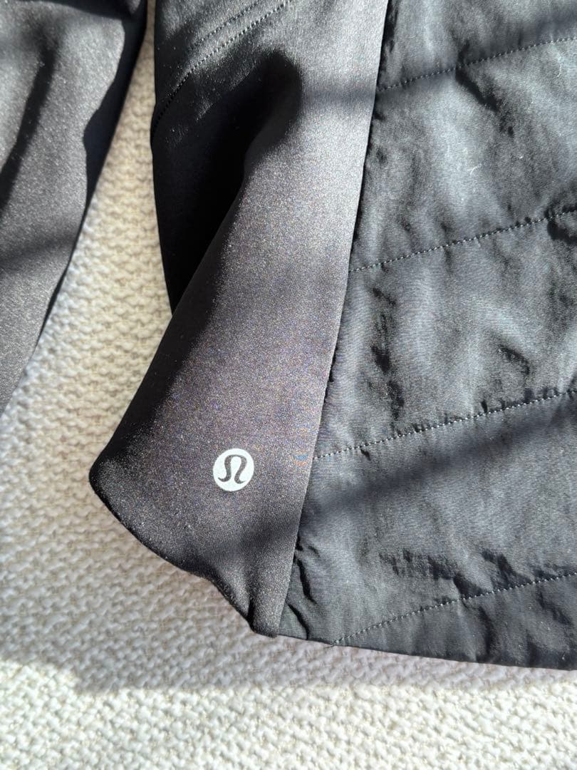 Lululemon レディースランニングジャケットS size ブラック