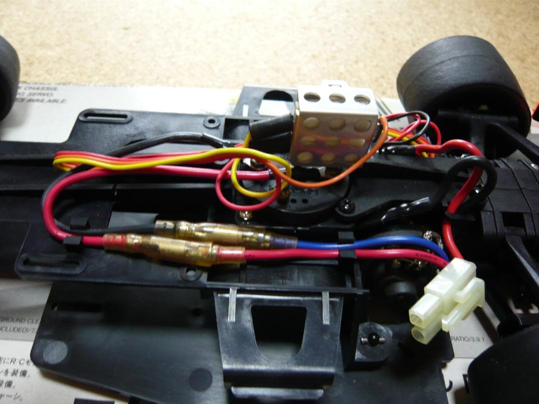 u*f様 KYOSHO マクラーレン・ホンダMP4/5B　F1レーサー　1/10