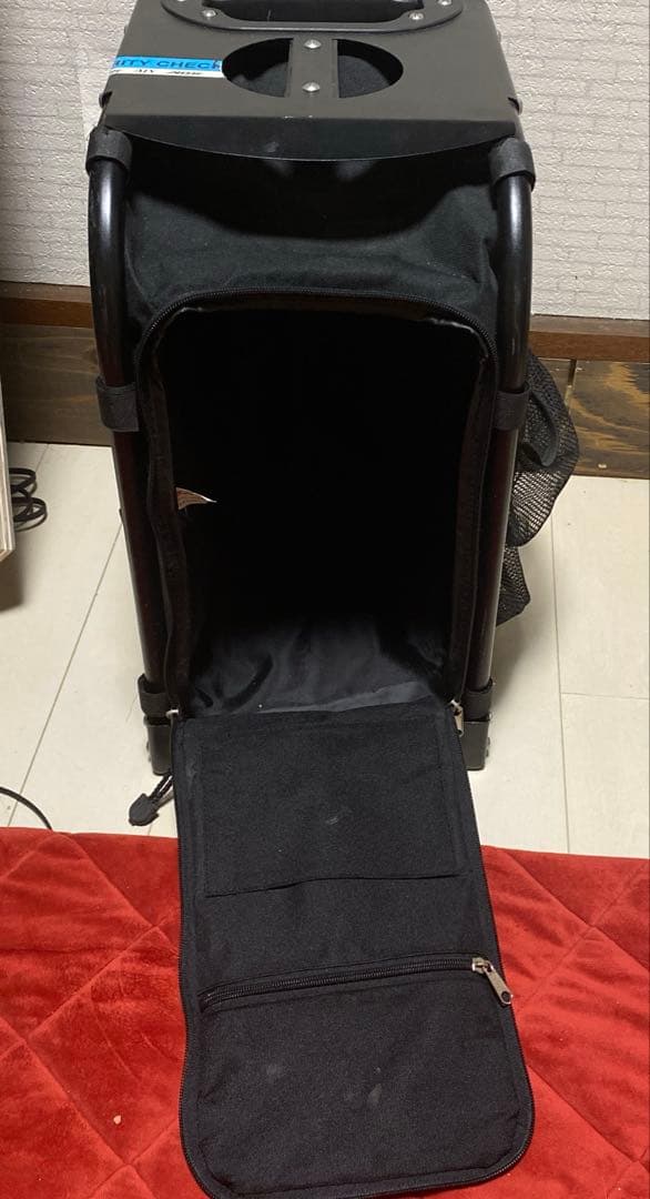 zuca 座れるキャリーケース