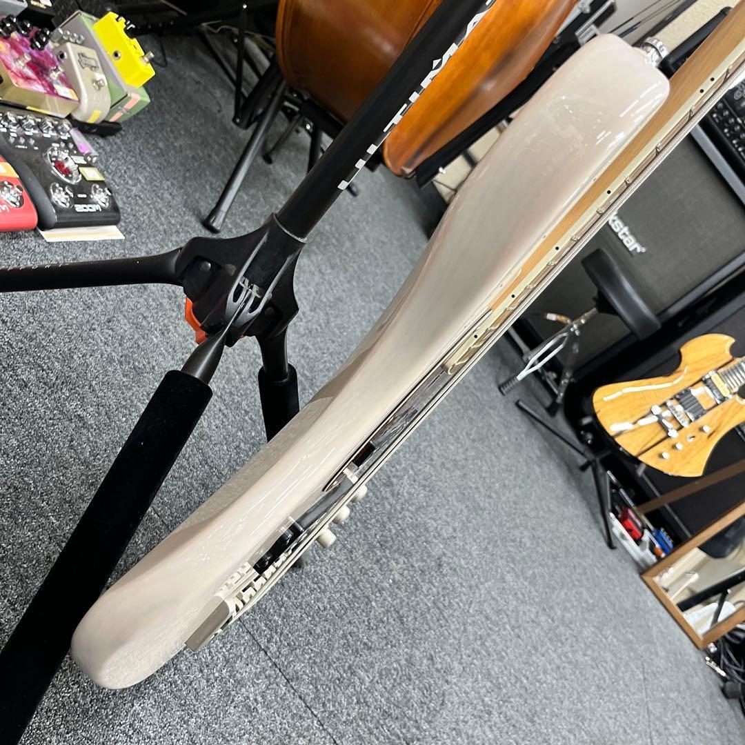 【11080】CORT GB75 5弦べース アッシュボディ ホワイト