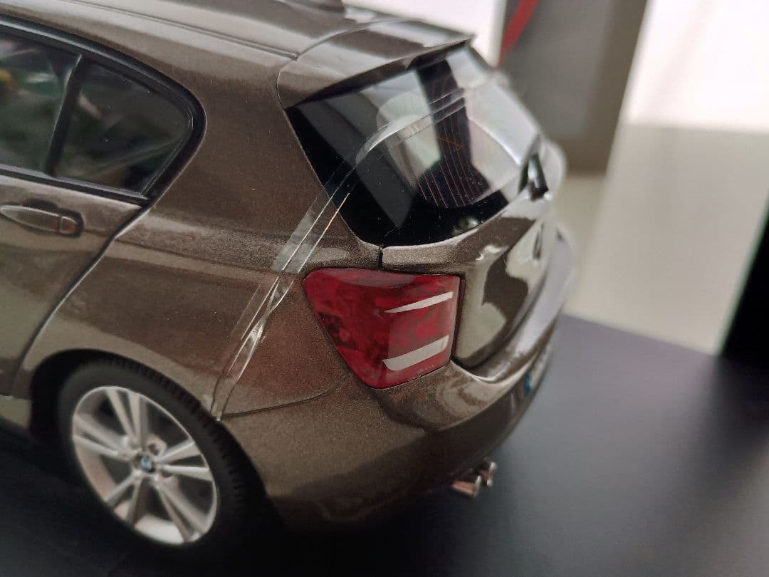 PARAGON パラゴン  1シリーズ 1series F20 1/18