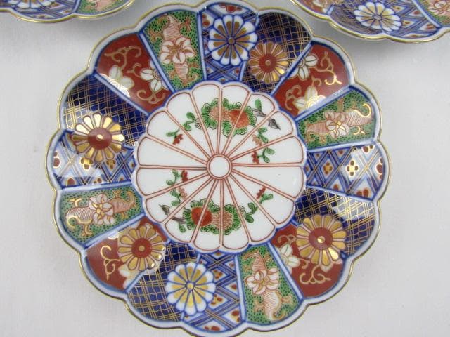 大聖寺伊万里 輪花 金彩菊花図 小皿 3枚 16ｃｍ 竒玉宝鼎之珍 0725 ④