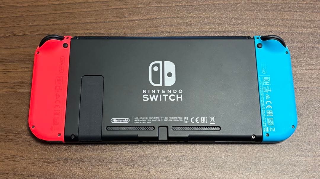 『美品』Nintendo Switch 本体 +専用ケース付き