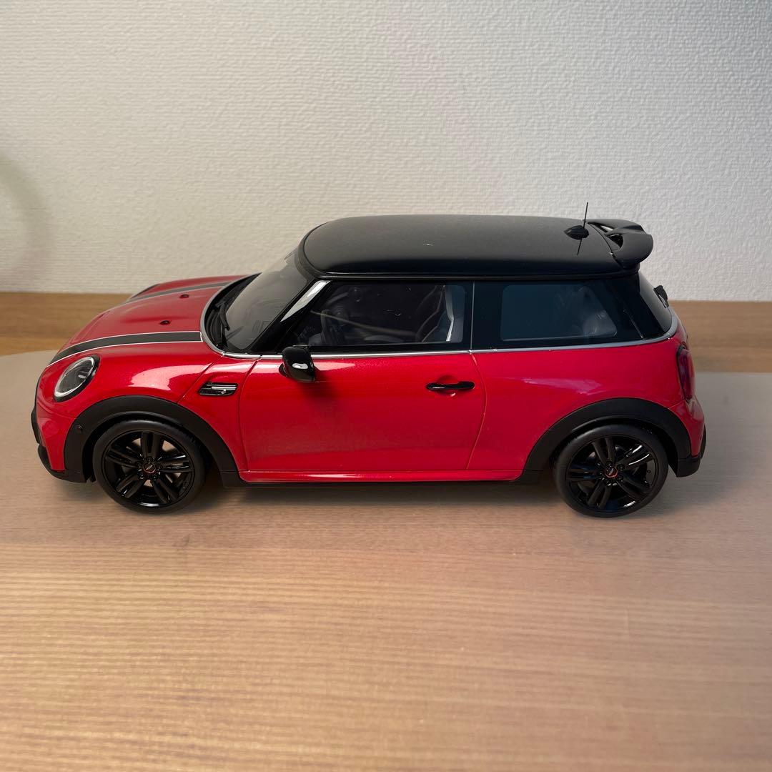 オットー　ミニ　クーパーs ジョンクーパーワークス　1/18 ミニカー　レッド