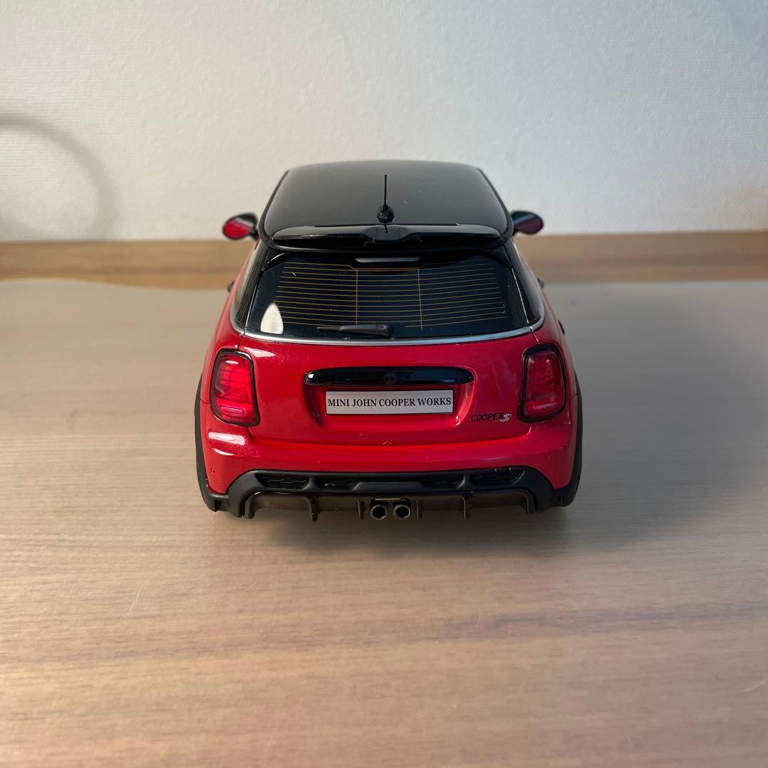オットー　ミニ　クーパーs ジョンクーパーワークス　1/18 ミニカー　レッド