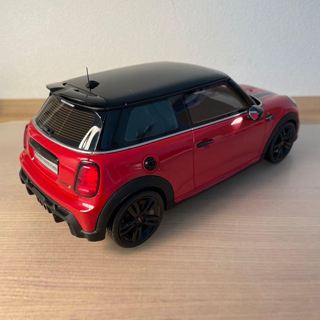 オットー　ミニ　クーパーs ジョンクーパーワークス　1/18 ミニカー　レッド