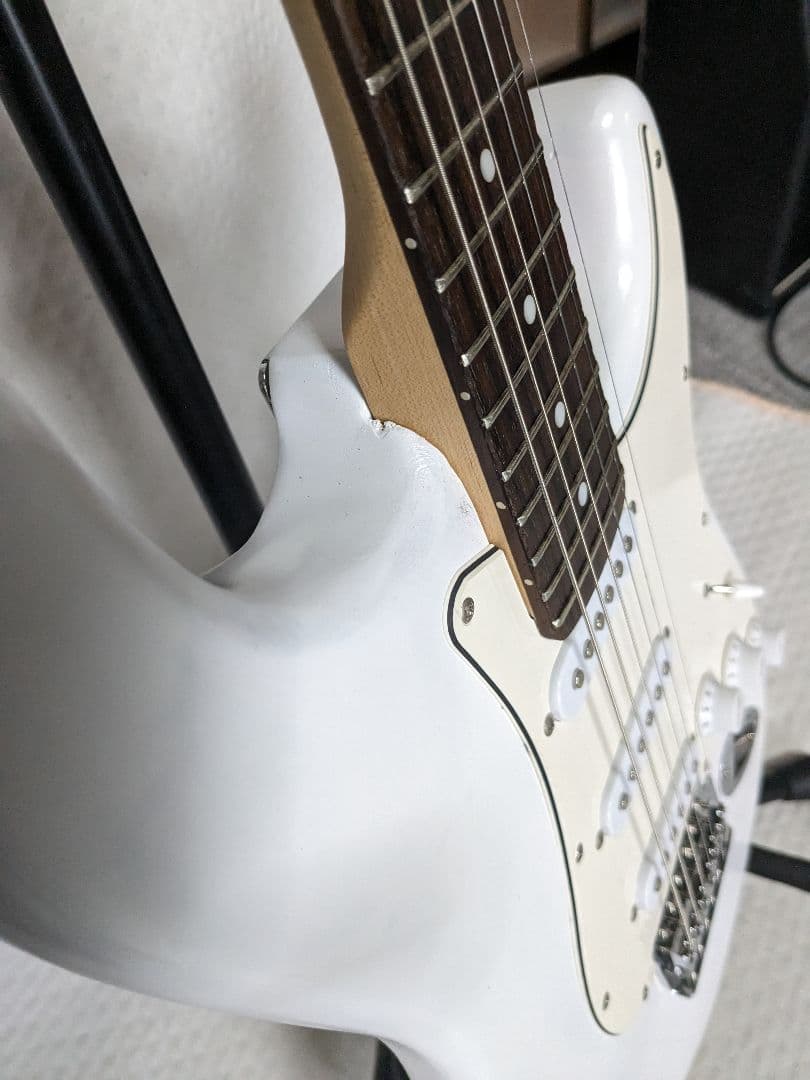 バスカーズ、エレキギター、ホワイト