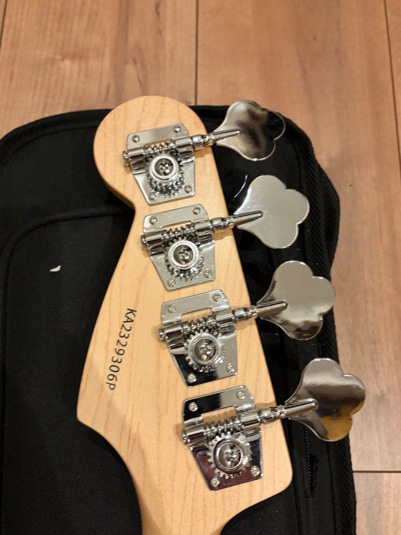 エレキベース ナチュラル　PJベース