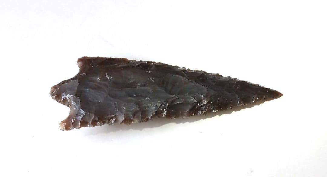 ❑ 憧れの赤メノウ モスアゲート 旧石器 372  ❒ 尖頭器 石器 模写