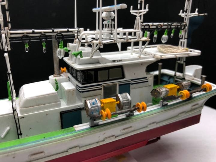 アオシマ イカ釣り漁船完成品 マグロ漁船に変更